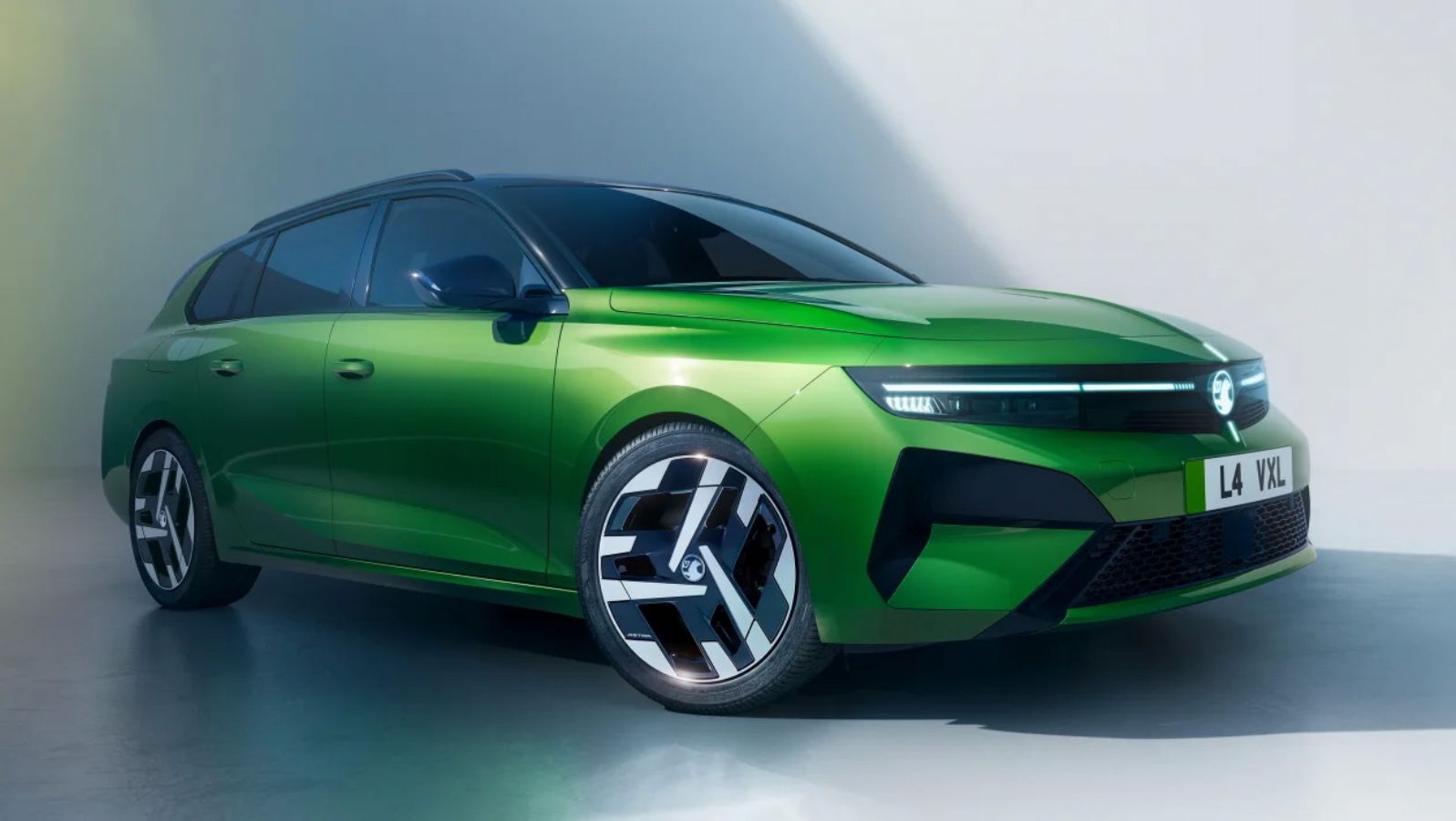 Αποκάλυψη για το ανανεωμένο Opel Astra